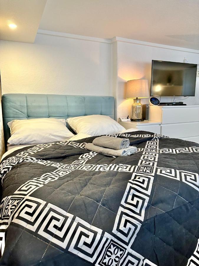Ruhiges Retreat Souterrain-Apartment Werbach Nahe Pferdemarkt W31 オルデンブルク エクステリア 写真